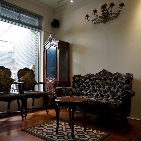 Amanda Home Stay Tainan Zewnętrze zdjęcie