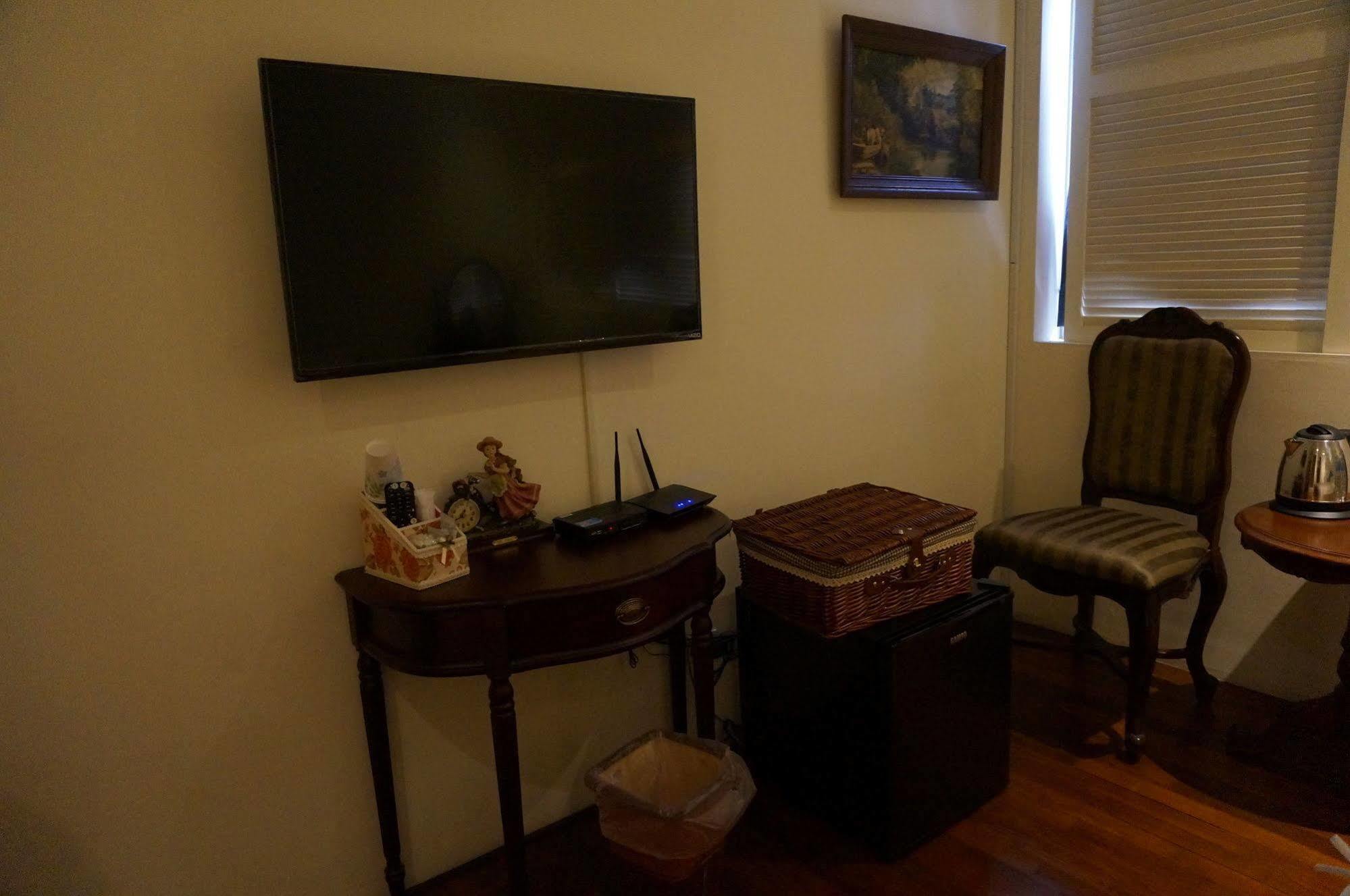 Amanda Home Stay Tainan Zewnętrze zdjęcie
